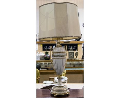 Late 20th Century Very Elegant Hand Decorated Delux Porcelain and Gilt Metal Urn Shaped Table Lamp. In White and Gold Stripe 