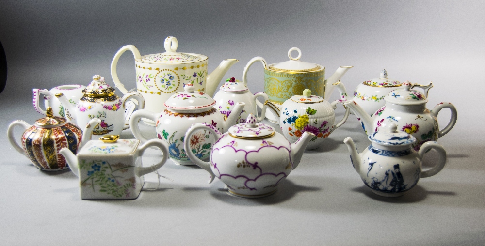 Franklin Mint Good Collection of Porcelain Teapots, Mostly For The Victoria and Albert Museum.