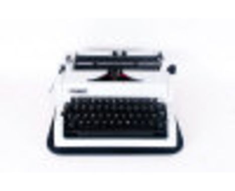 Erika Robotron Typewriter Model 105 Circa 1960's Complete with carrying case. Excellent condition with good quality. Vintage 