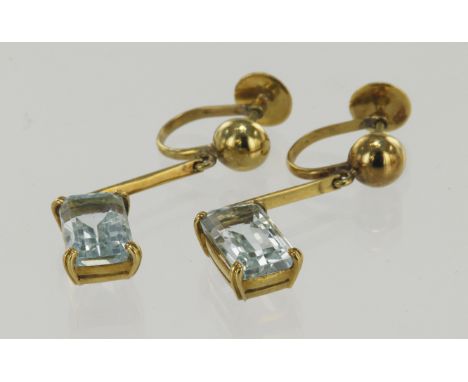 Pair of yellow gold (tests 18ct) aquamarine drop earrrings, one step cut aquamaine measuring approx. 12mm x 7mm each, TGW app