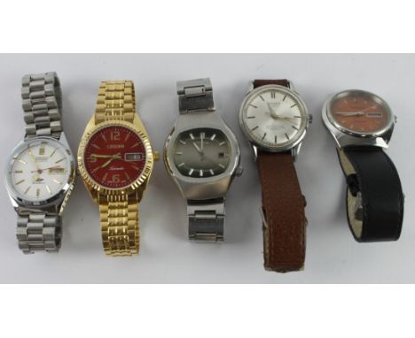 Citizen, four gents automatic wristwatches, along with one manual wind. All working when catalogued