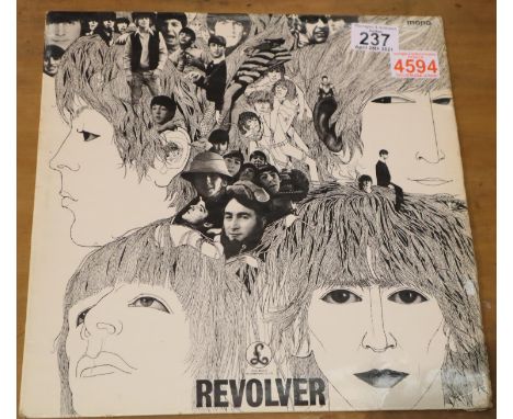 Beatles Revolver on yellow Parlophone label. P&amp;P Group 1 (£14+VAT for the first lot and £1+VAT for subsequent lots)
Condi