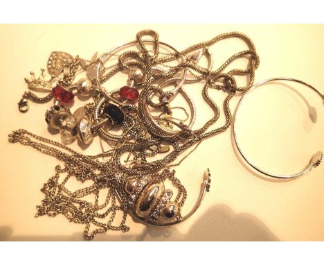 Selection of silver coloured costume jewellery to include bangles chains etc. P&amp;P Group 1 (£14+VAT for the first lot and 