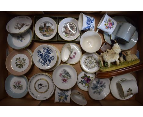 A collection of Royal Worcester pin dishes in a vast array of designs and patterns together with other items (25+).  