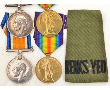 Pair: BWM, Victory (14629 Pte G H Hunt, Berks Yeo) GVF with a slip on epaulette “Berks Yeo”; Pair: BWM, Victory (290124 Pte J