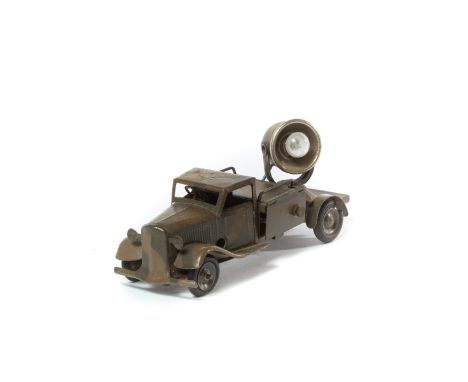 Tri-ang Minic Army Searchlight Lorry (49M ECF). An example in green and brown camouflage with green wheels, black tyres and b