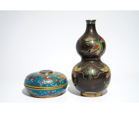 A Chinese cloisonné double gourd vase and a round covered box with jade, 19/20th C. H.: 30,5 cm (the vase)