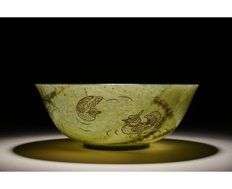 A Chinese spinach green jade engraved and gilt bowl, 19/20th C. H.: 6 cm - Dia.: 16 cm  Provenance: A Belgian private collect