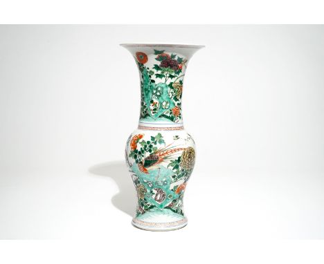 A Chinese famille verte yenyen vase with birds and flowers, Kangxi H.: 45,5 cm