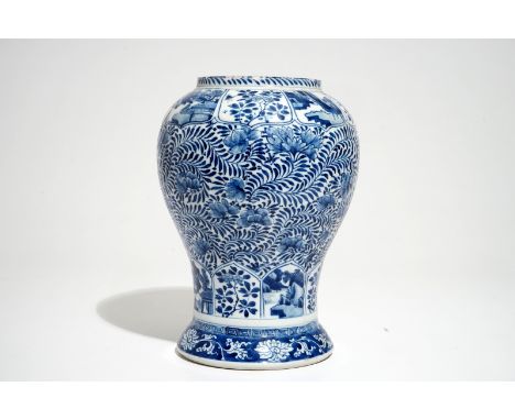 A Chinese blue and white vase with floral design, Kangxi H.: 28 cm