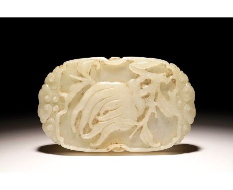 A Chinese carved jade Buddha's hand plaque, 19th C. Dim.: 10,5 x 6,5 cm