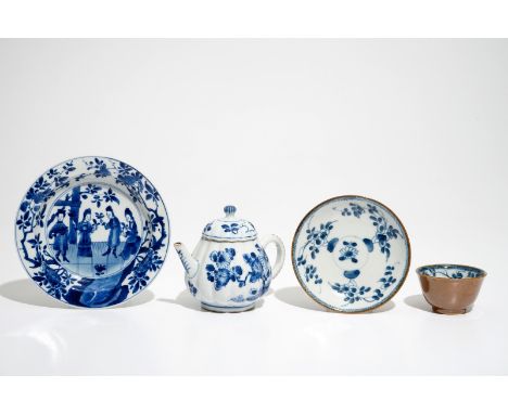 A Chinese blue and white teapot, an allegorical plate and a cup and saucer, Kangxi/Qianlong H.: 10,5 cm - L.: 12,5 cm - W.: 8