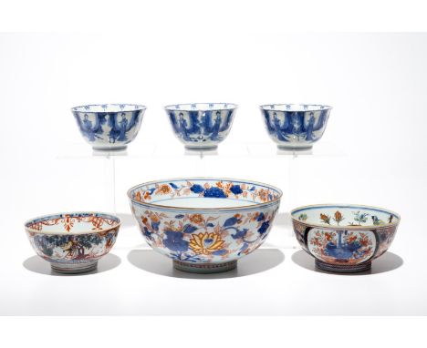  Six Chinese blue and white, Imari style and two Dutch-decorated Amsterdams bont type bowls, Kangxi/Qianlong H.: 11 cm - Dia.