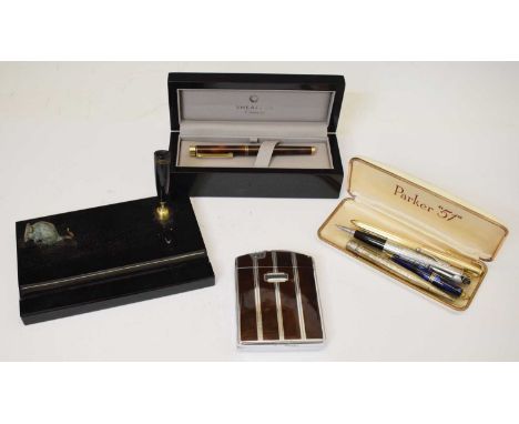 Ronson combination cigarette case and lighter, Ronson 'Penciliter' combination pencil and lighter, a Parker 51 gold plated fo