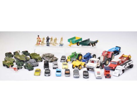 Mixed quantity of loose diecast model vehicles to include: Majorette, Matchbox, Britains, Corgi and Dinky Toys military vehic