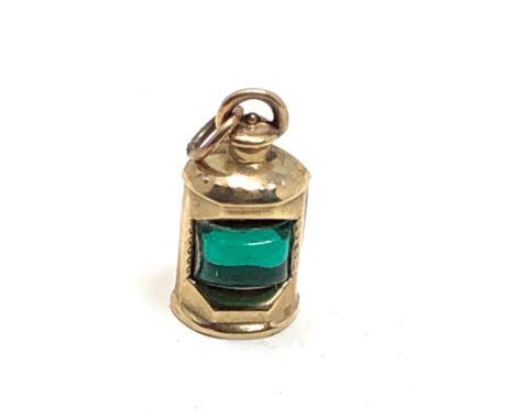 9ct gold ships lamp charm weight 1.7g 