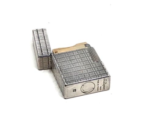 Vintage Dupont cigarette lighter 
