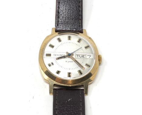 Vintage gents sekonda 26 jewel manual wind wristwatch the watch is ticking but no warranty given 