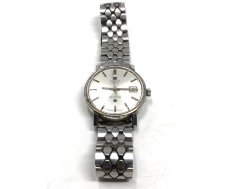 Vintage Tissot automatic seastar gents wristwatch the watch is ticking but no warranty given 