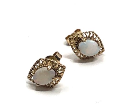 9ct gold vintage opal stud earrings 1.4g 