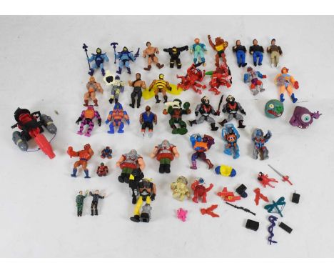 Collection of mainly 1980s Mattel 'He-Man'/ Masters of the Universe action figures to include; Skeletor, He-Man, Modulok, Lee