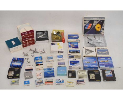 Mixed quantity of boxed 1:500 and 1:600 scale model planes to include Schabak, Herpa, Lufthansa Model Edition, Tui Fly etc