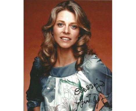  Lindsay Wagner signed 10 x 8 colour Photoshoot Portrait Photo, from in person collection autographed at London Convention 20