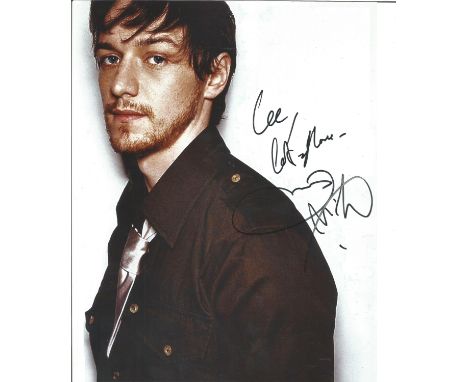  James McAvoy signed 10 x 8 b/w Photoshoot Portrait Photo, from in person collection autographed at Theatre London 2013 dedic