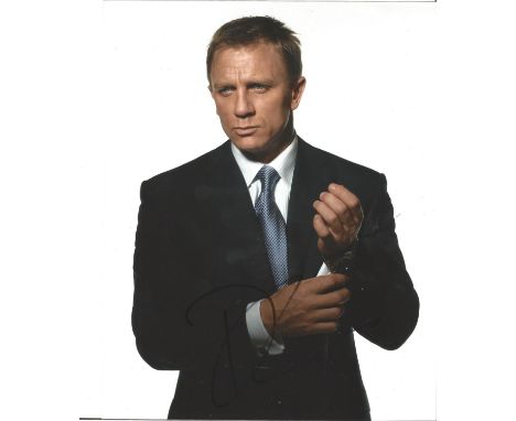 Daniel Craig signed 10 x 8 colour James Bond Portrait Photo, from in person collection autographed at London Premiere 2012. 