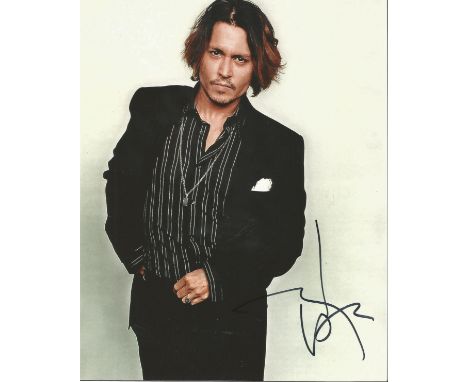  Johnny Depp signed 10 x 8 colour Photoshoot Portrait Photo, from in person collection autographed at Sweeney Todd London Pre