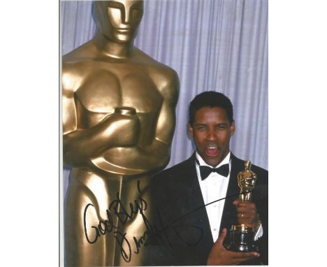  Denzel Washington signed 10 x 8 colour Oscar Photoshoot Portrait Photo, from in person collection autographed at ITV Studios
