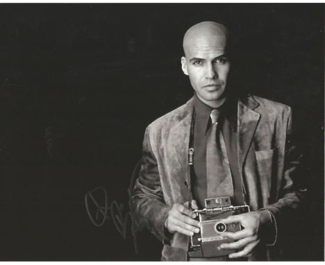  Billy Zane signed 10 x 8 b/w Photoshoot Portrait Photo, from in person collection autographed at Titanic 3D London Premiere 