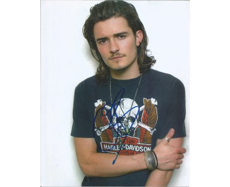  Orlando Bloom signed 10 x 8 colour Photoshoot Portrait Photo, from in person collection autographed at National Movie Awards