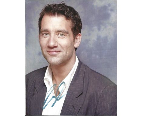  Clive Owen signed 10 x 8 colour Photoshoot Portrait Photo, from in person collection autographed at London Film Festival 200