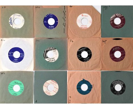 ROCKABILLY / ROCK N ROLL / COUNTRY - 'M' LABELS - 7" PACK. A pack of 25 x 7". Artists/ Titles include Brenda Keefer - Twist O