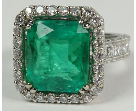 Fine Quality approx. 8.0 Carat Colombian Cushion Cut Emerald, 2.0 Carat Diamond and 18 Karat White Gold Ring. Emerald with Vi