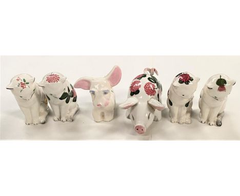 Six Wemyss small Plichta animals:&nbsp; 4 cats; dog &amp; pig 