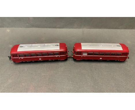 Fleischmann HO Gauge pair of interlinked Deutsche Bahn Railcars tram set, not boxed but in very good condition