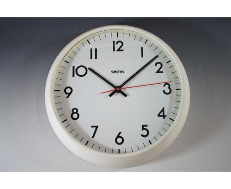 A Smiths electric wall clock, 35 cm