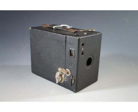 A Kodak No 120 Model B box camera