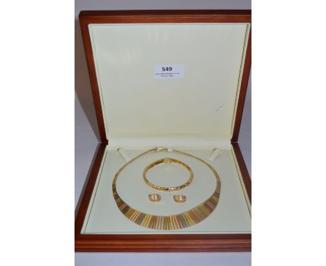 Cased 18cT Three Tone Gold Necklace, Bangle and Earrings Set - 53g