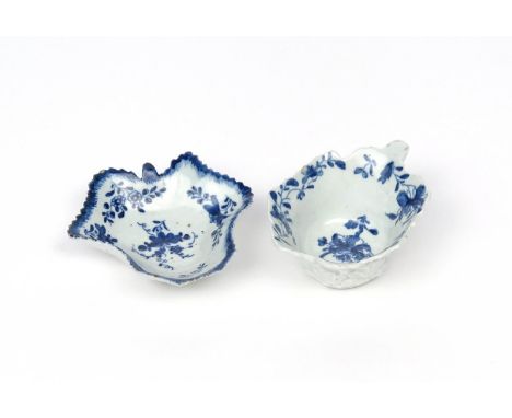 A Worcester blue and white butterboat and a pickle dish  c.1758-65, the butterboat moulded with geranium leaves and painted t