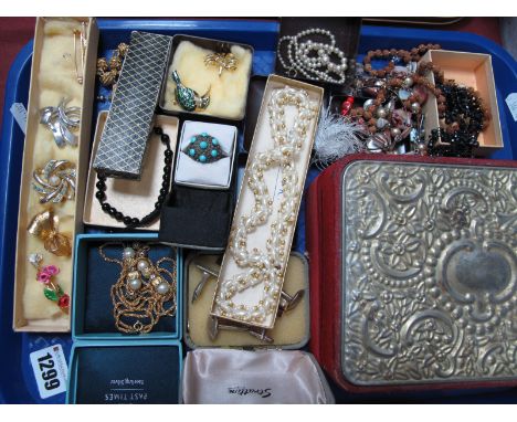 A Mixed Lot of Assorted Costume Jewellery, including brooches, earrings, bead necklaces, ring, wristwatch, cufflinks, etc:- O