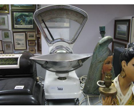 A Set of Mid XX Century Avery Shop Scales, to weigh 2lb, in white enamel.