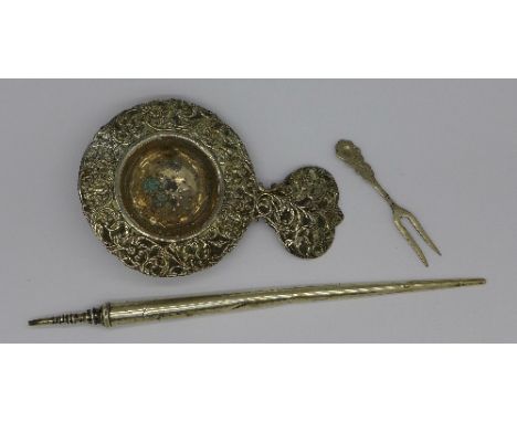 A Dutch white metal tea strainer, a silver pencil with worn Chester hallmark and a .800 silver fork, 55.2g