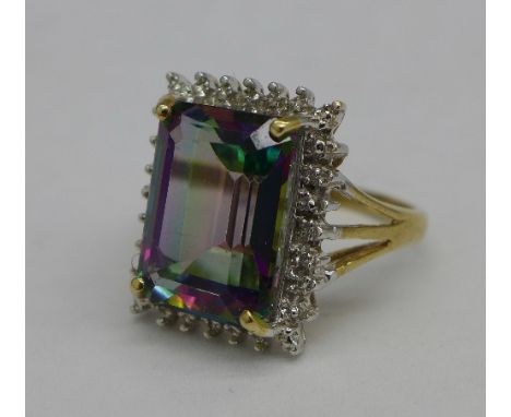 A 9ct gold and mystic topaz ring, 5.4g, O, stone 14mm x 10mm