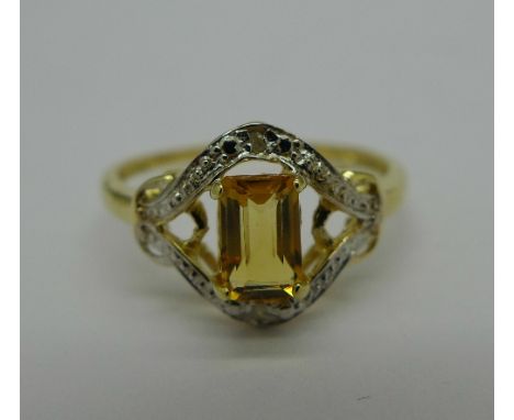 A 9ct gold, citrine and diamond ring, 1.4g, O