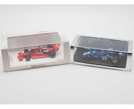 A pair of 1:43 scale hand built resin models of Formula 1 race cars by SPARK (MINIMAX) and TSM, comprising of a 'SPARK S1643'