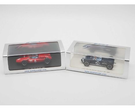 A pair of 1:43 scale hand built resin models of Formula 1 race cars by SPARK (MINIMAX), comprising of a 'S1839' 1960 Lotus 18