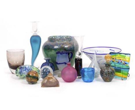 A COLLECTION OF STUDIO GLASS to include Mdina vases, indistinctly signed patterned vase, Monart style art glass vase, glass c